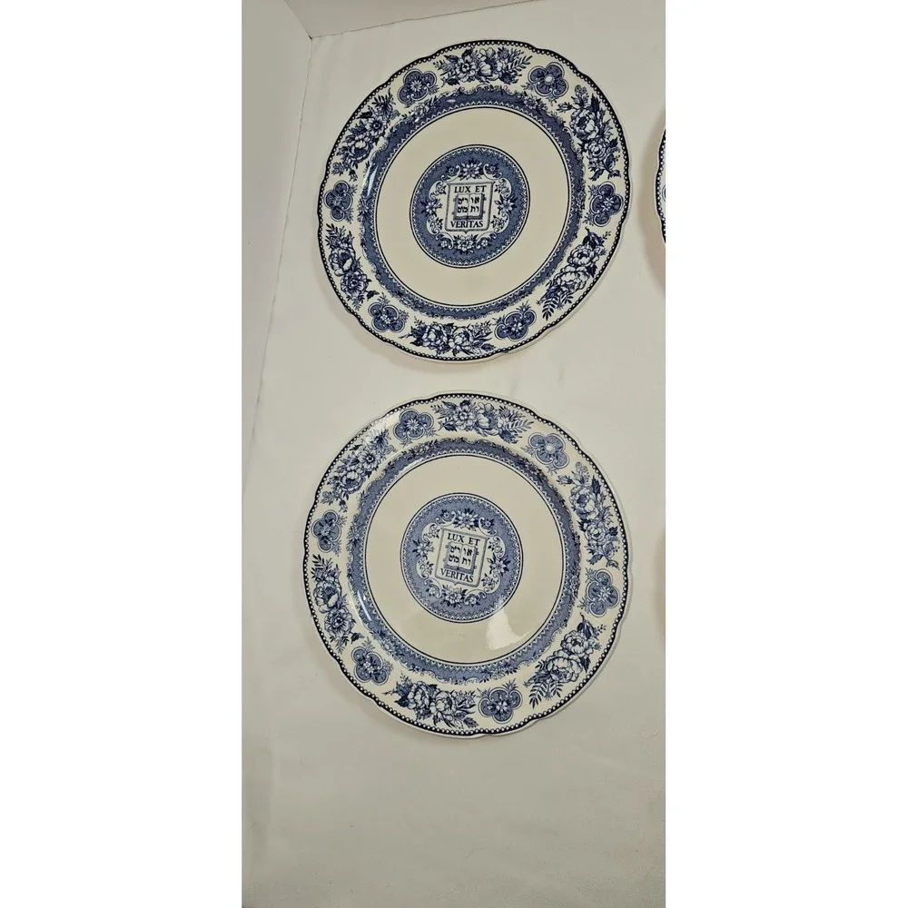 (4) VTG Wedgwood Yale University Russell House 8